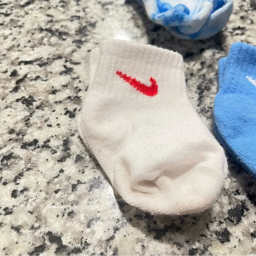 Nike Kids' Vibrant Ankle Socks Collection